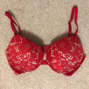 FINAL SALE: Victoria Secret Very Sexy Push-Up Bra